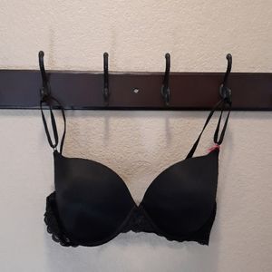 (3/$25) Maidenform Black Bra